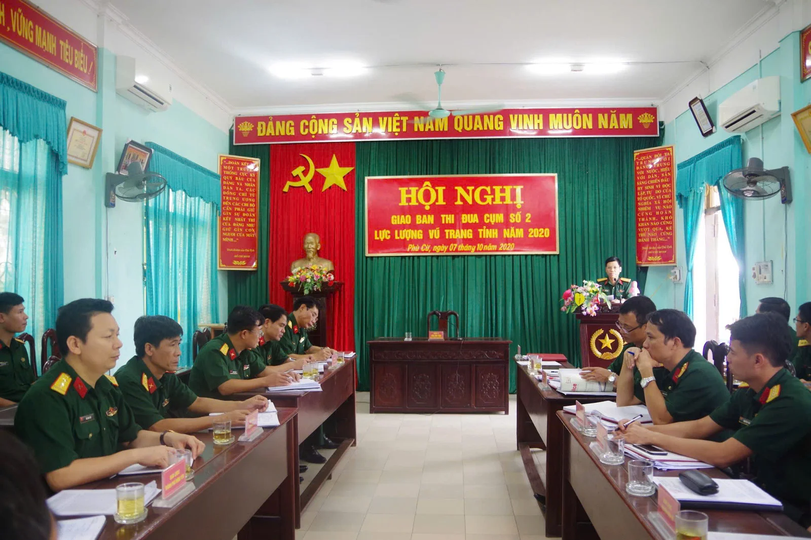Phông hội trường